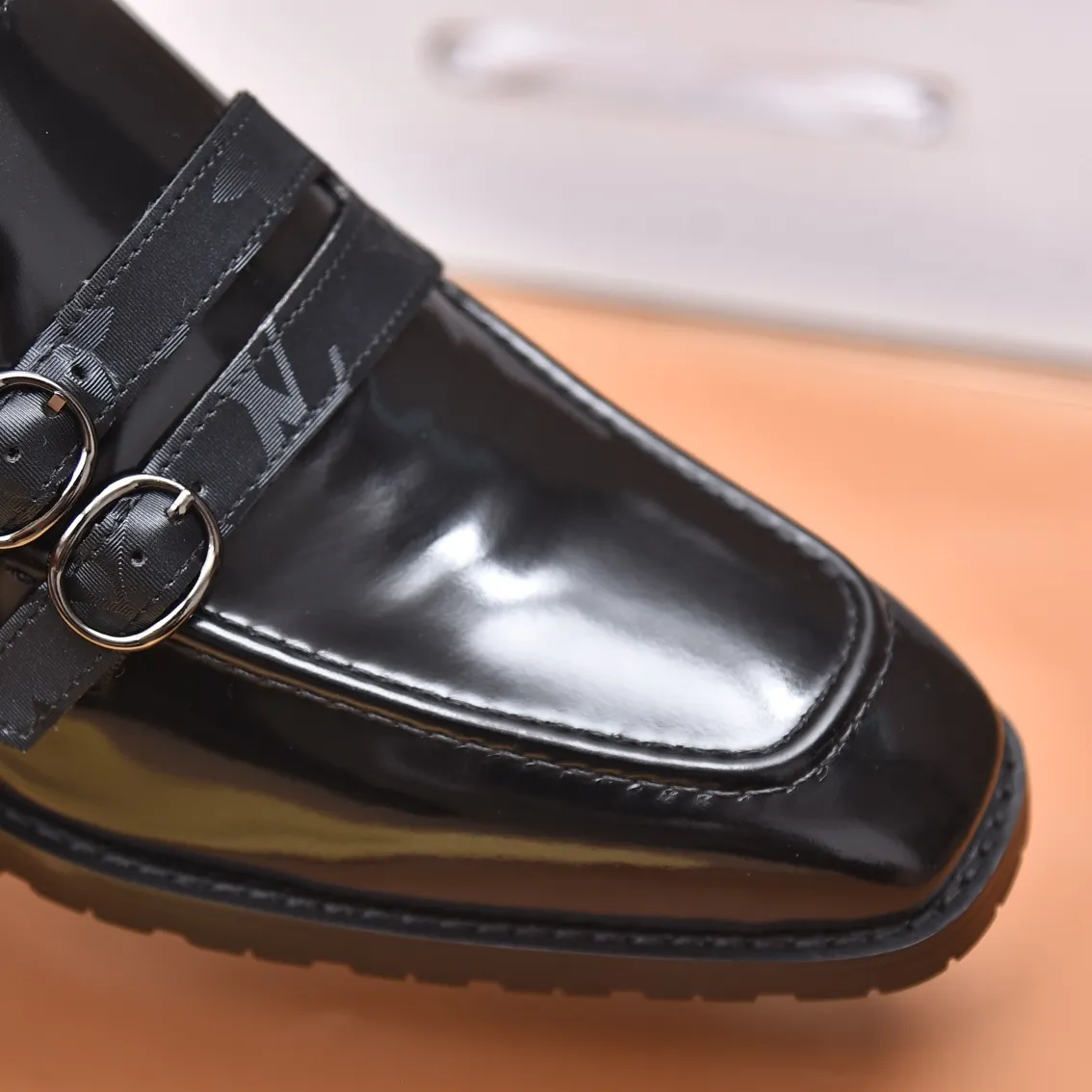 Men's shoes💰480📛📛【LOUIS VUITTON】(Quan Niu Li) Louis Vuitton 2023 official website synchronized new products👟Milan fashion catwalk style🇰🇾🇰🇾LV family logo, celebrity style, a must-have for fashionistas⚠️First layer calfskin➕cowhide lining➕Official website original version special outsole👞Number 38-44